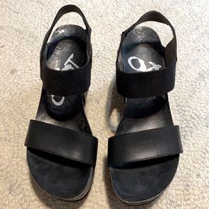 OTBT platform sandal